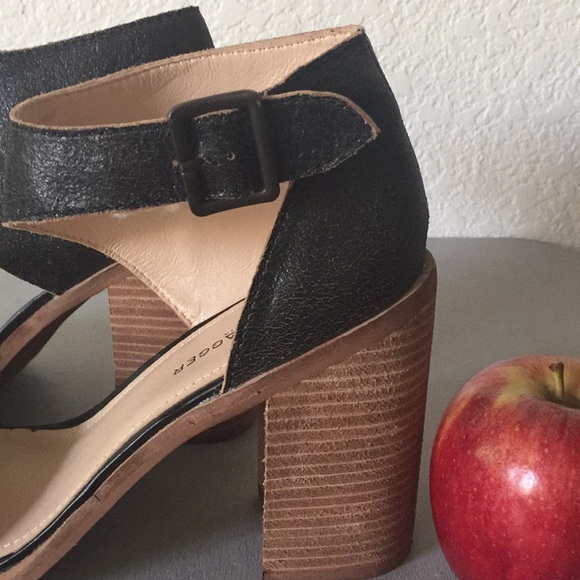 Kelsi Dagger Brooklyn Open Toe Sandals - Picture 4 of 8